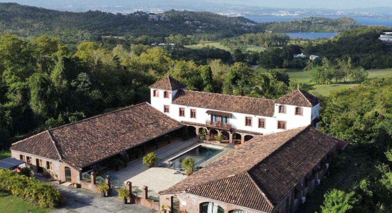 Domaine Du Chateau レ・トロワ・イレ エクステリア 写真